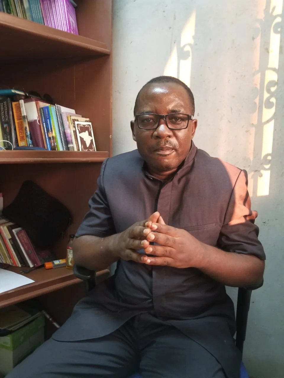 Dr. Paul Kimbi
